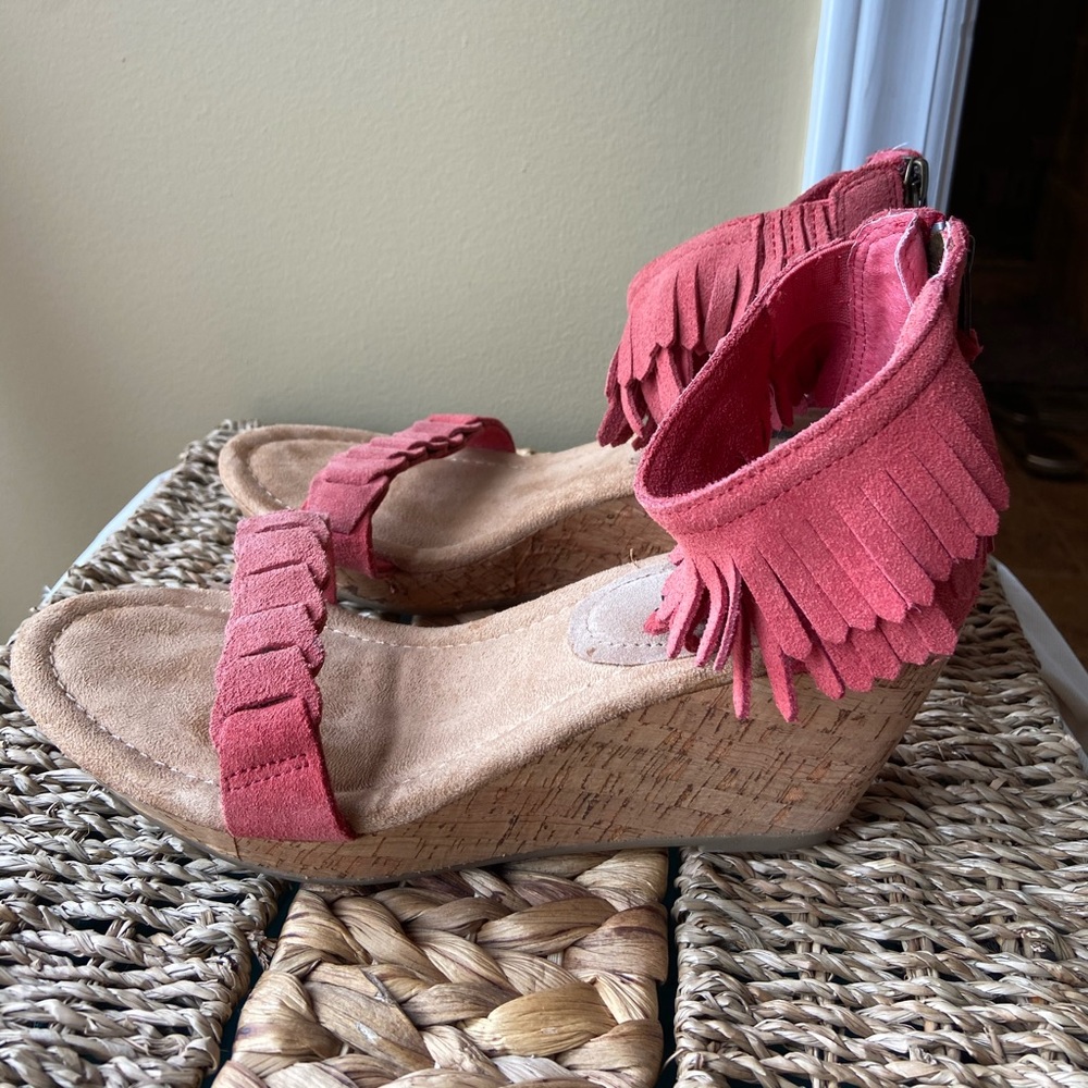 Coral and cork wedge moccasin!